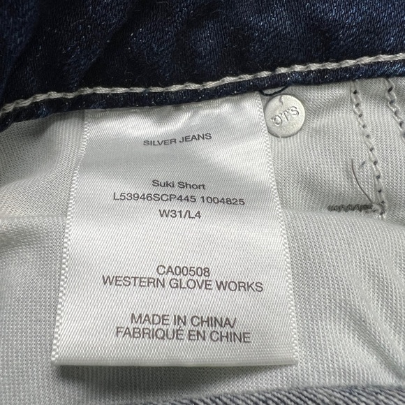 Silver Jeans Suki Shorts Mid Rise Curvy Cutoff Destructed Dark Denim Womens 31X4 - Picture 8 of 11